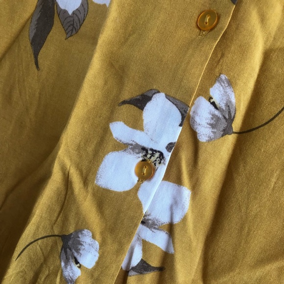 Willow Blouse from dynamite, only worn a few times! - Picture 4 of 5